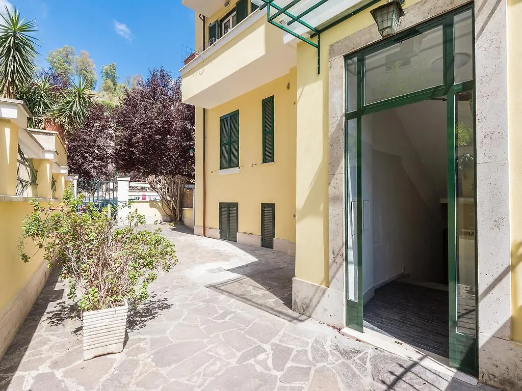 St. Thomas Apartment Rome