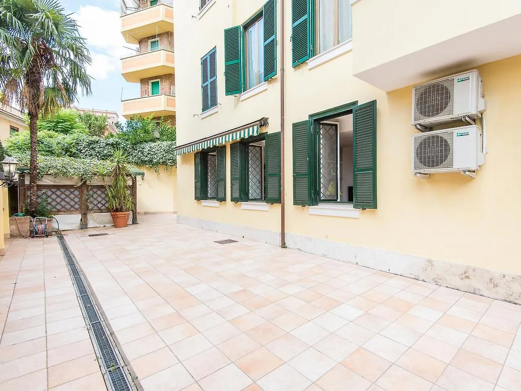 St. Thomas Apartment Rome Italy